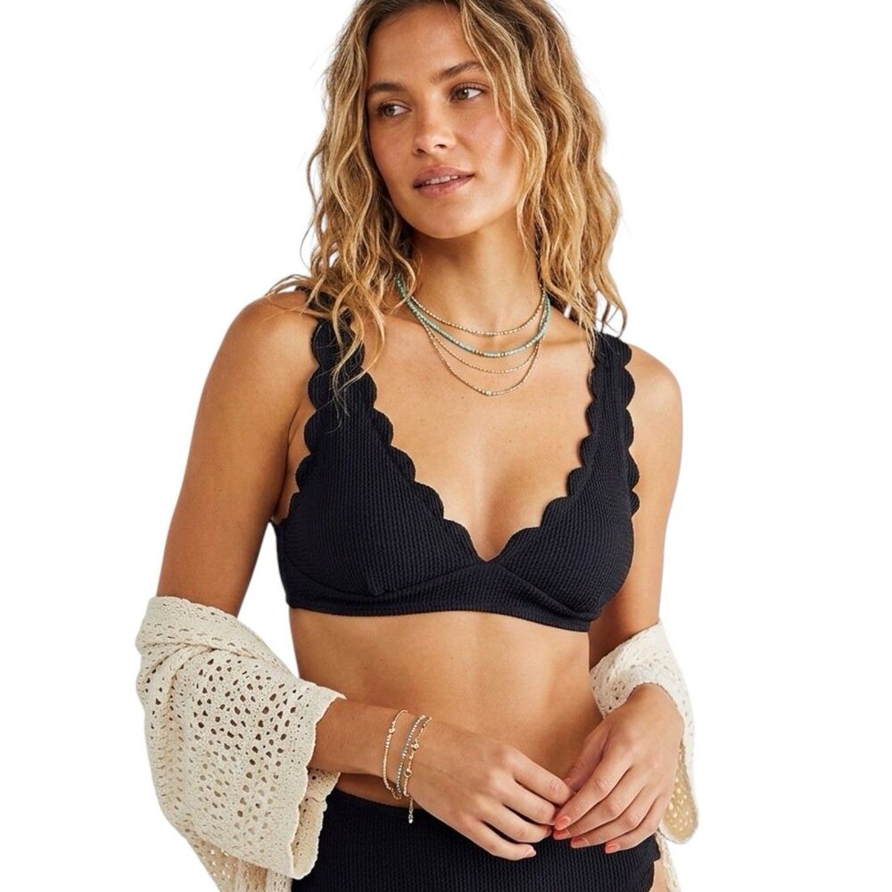 Beach Joy Black Smocked Scalloped Bikini Top Textured Swim Bralette Sz Small